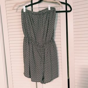 Forever 21 Other - Strapless romper Forever 21 Other - Strapless romper